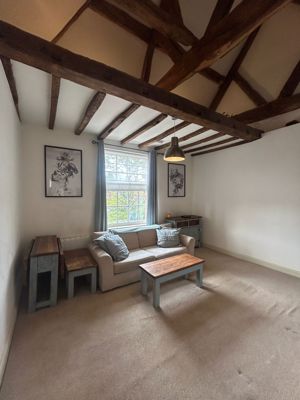 Lving room- click for photo gallery
